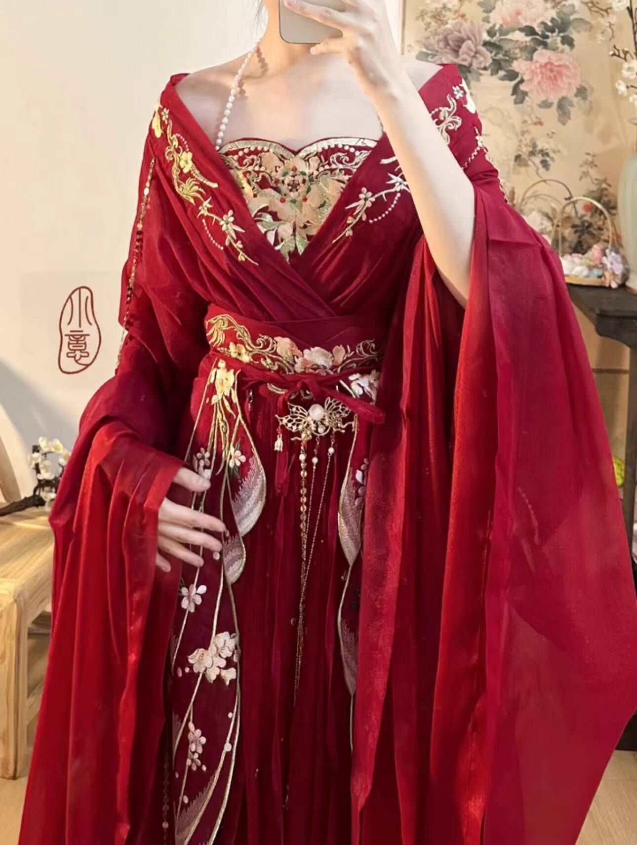 Embroidery Red - 2025 gorący Guofeng Bogini Kwiatów Czerwony