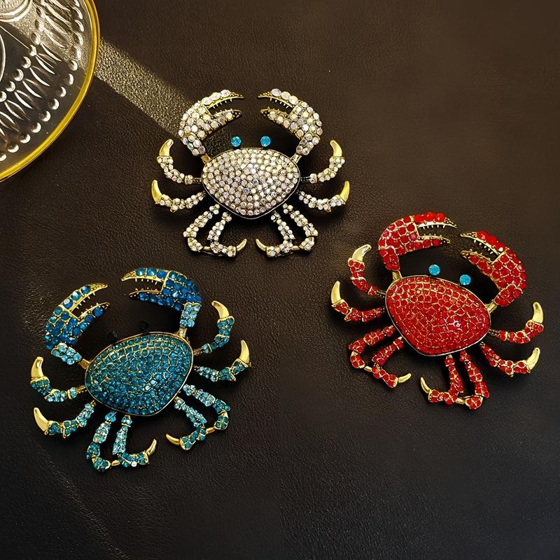 Embroidery Fish - Modne broszki z krabem z dżetami,