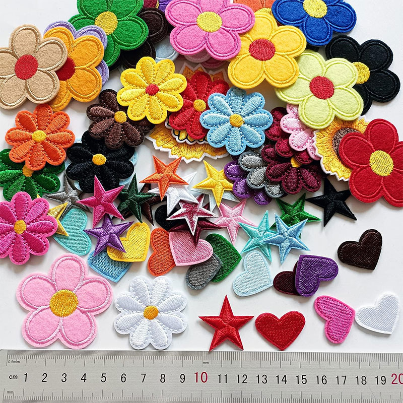 2-10Pcs Kwiatowe naszywki na n – Embroidery Letter M recenzja i cena