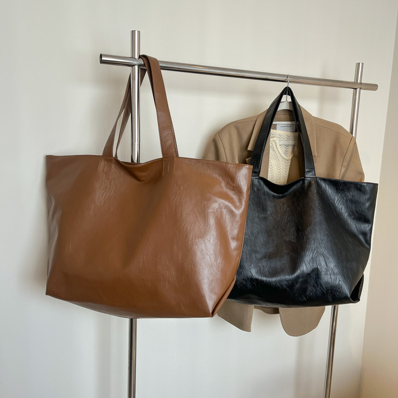 Proste torby typu tote w stylu – Embroidery Class recenzja i cena