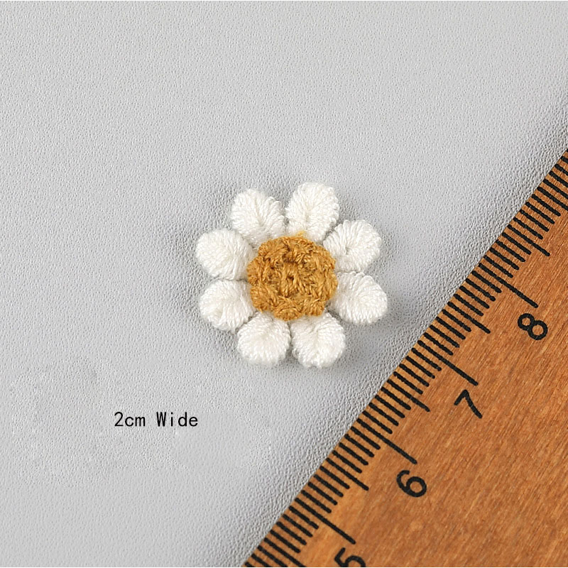10 szt. Naszywki z haftem kwia – Embroidery Letter M recenzja i cena