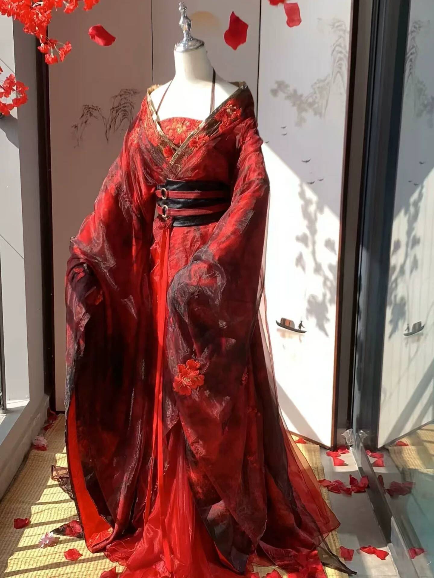Nowy Datura Czerwony Hanfu Dam – Embroidery Red recenzja i cena
