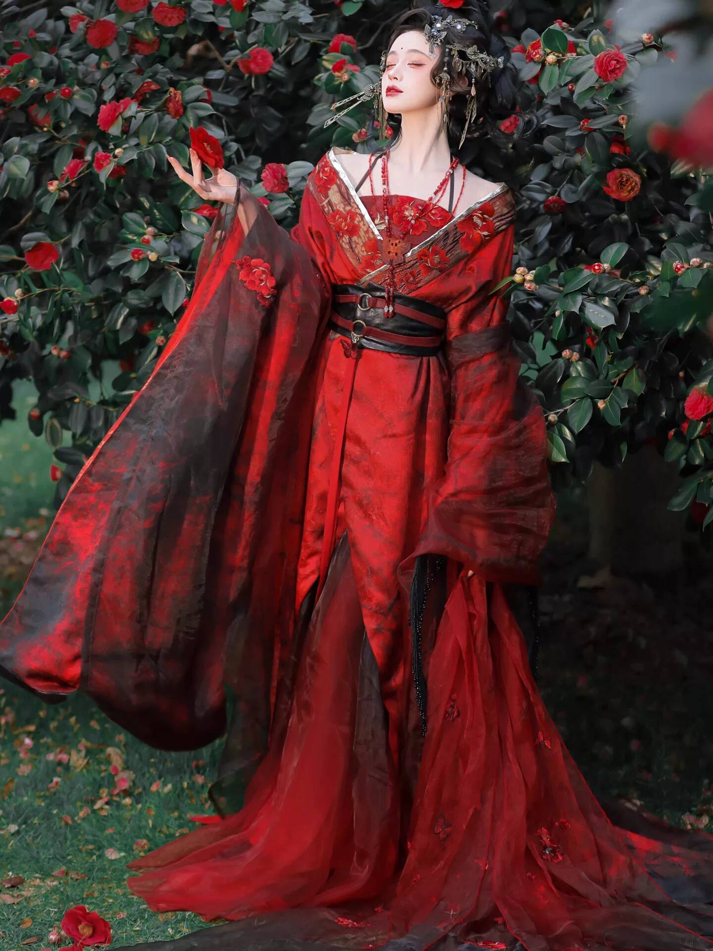 Nowy Datura Czerwony Hanfu Dam – Embroidery Red recenzja i cena