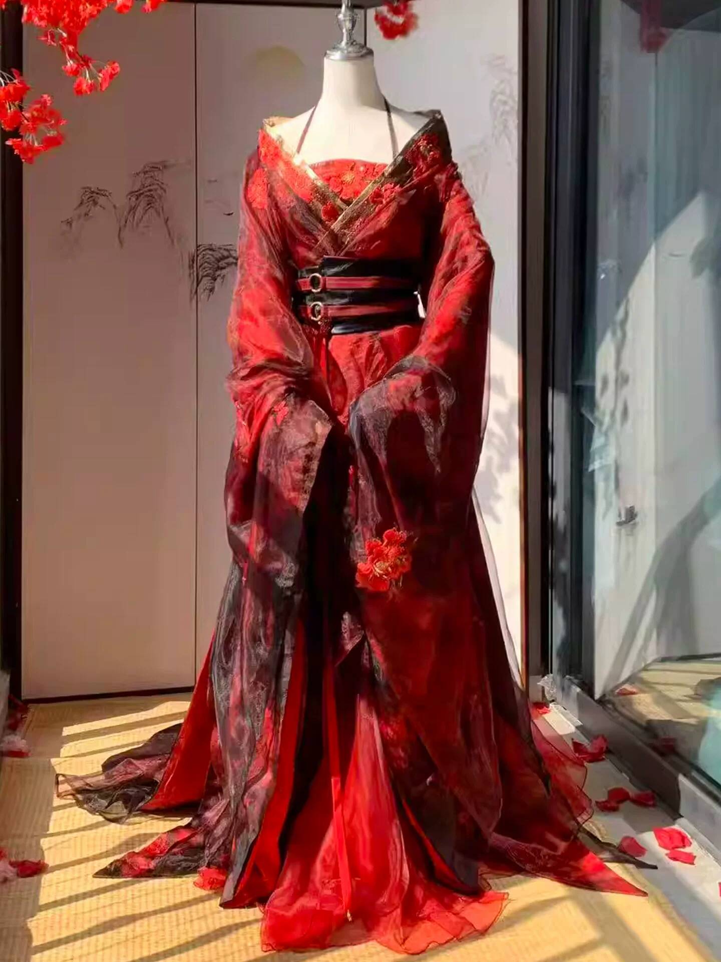 Nowy Datura Czerwony Hanfu Dam – Embroidery Red recenzja i cena