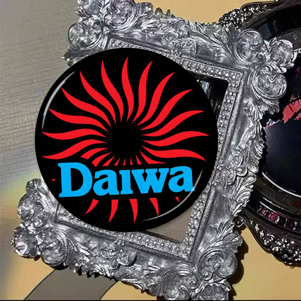 Klasyczna odznaka z logo sprzę – Embroidery Fish recenzja i cena