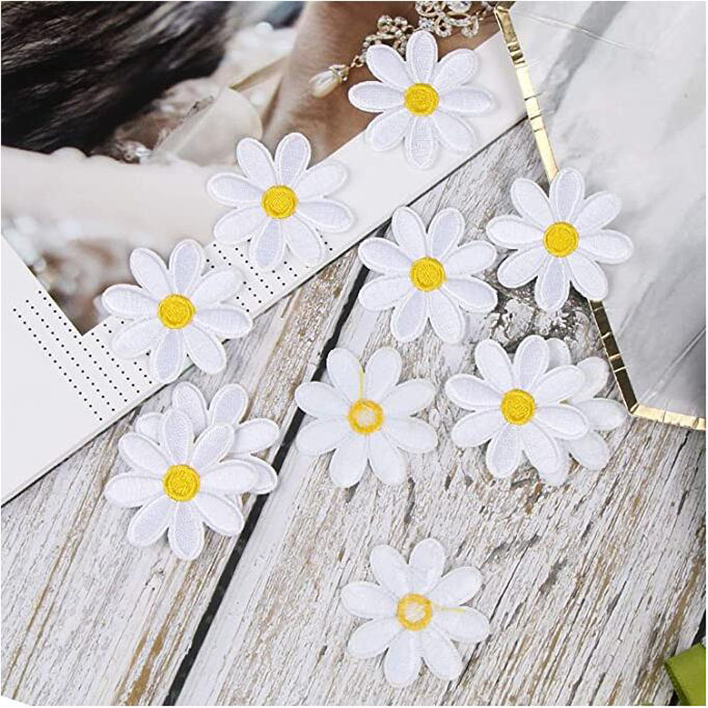 10 szt. Naszywki z kwiatami st – Embroidery Letter M recenzja i cena