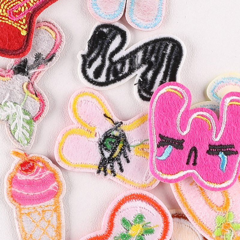 26 sztuk/zestawy luzem list ła – Embroidery Letter M recenzja i cena